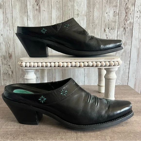 Ariat Black Western Turquoise Embroidered Women's Leather Mules 10 - Picture 2 of 7